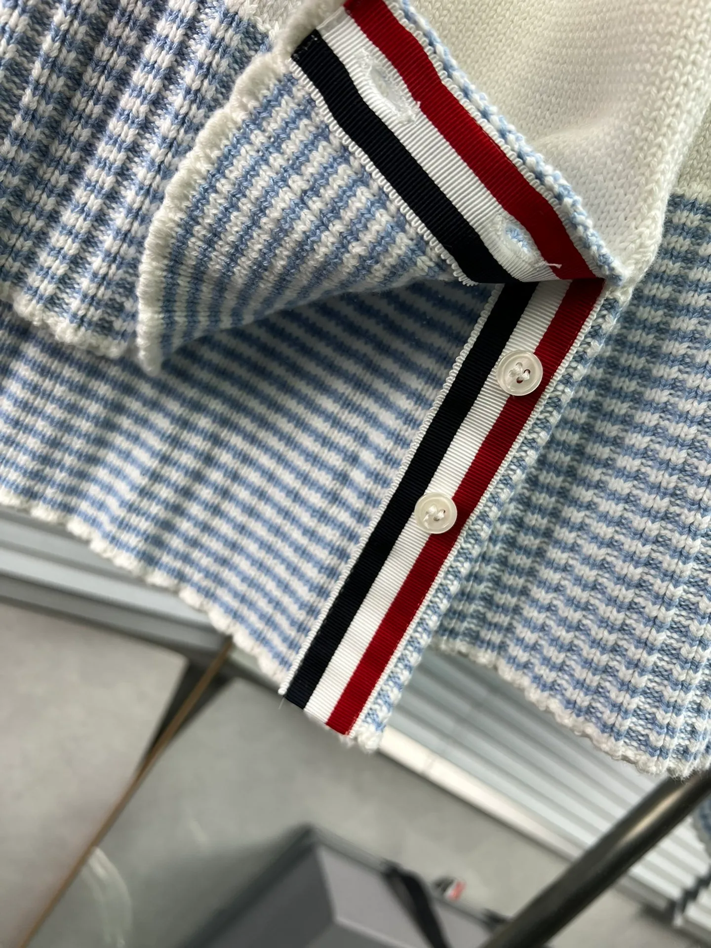 THOM BROWNE🇳🇱 ｜ OS Same Style OS 42 ， ， 。 ， ， ， ， ， ， Series Size：0.1.2 Color: Gray White